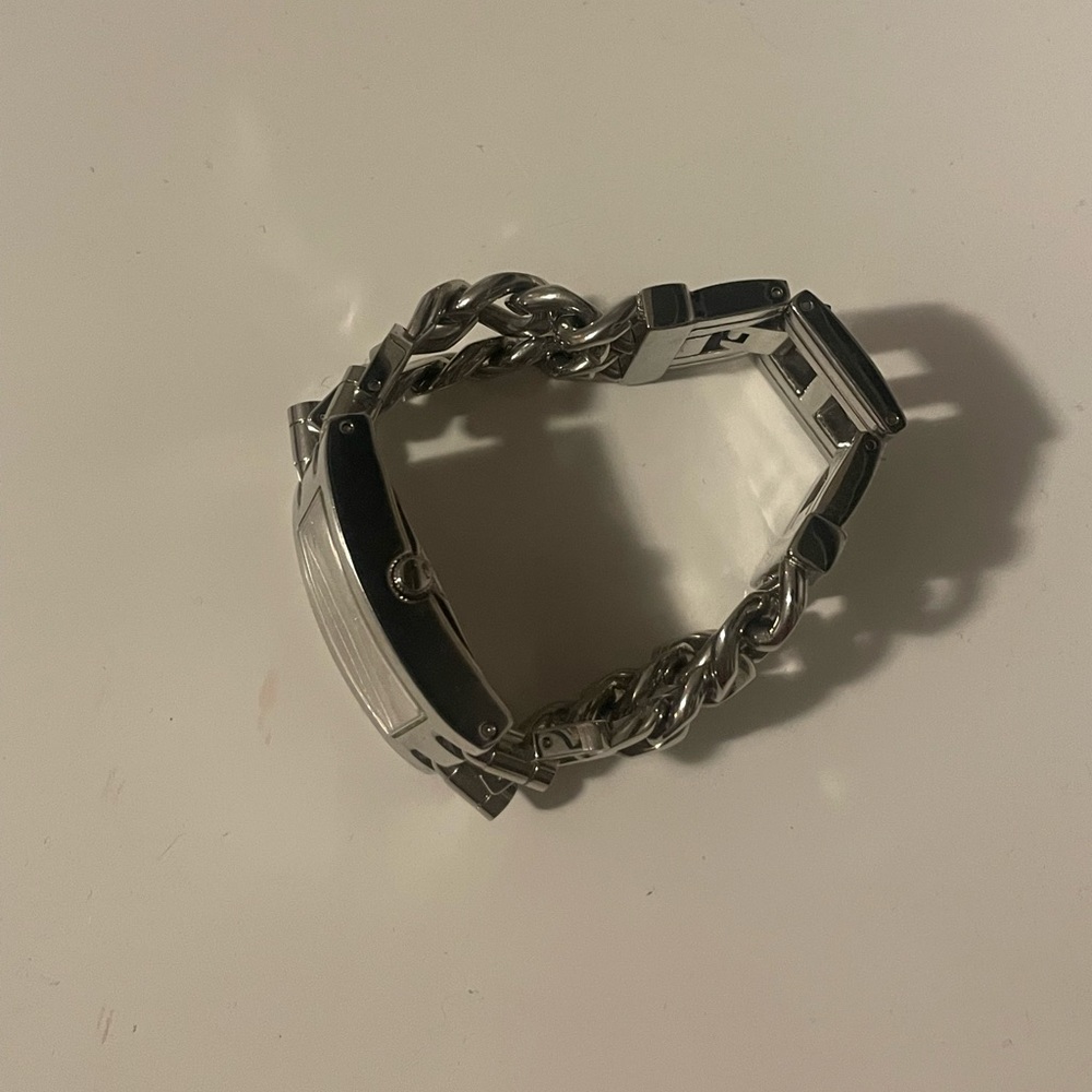GUESS Watch - Picture 3 of 3
